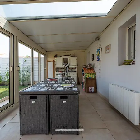 Maison 3 Aux Sables-d'olonne Avec Jardin Clos, Veranda Et Proche Commerces Et Plages. - Fr-1-197-576 Les Sables-d'Olonne